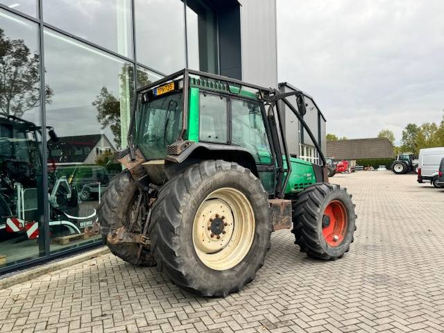 Valtra 6650 Hitech Twintrac - Трактор: снимка 5 Valtra 6650 Hitech Twintrac - Трактор: снимка 5