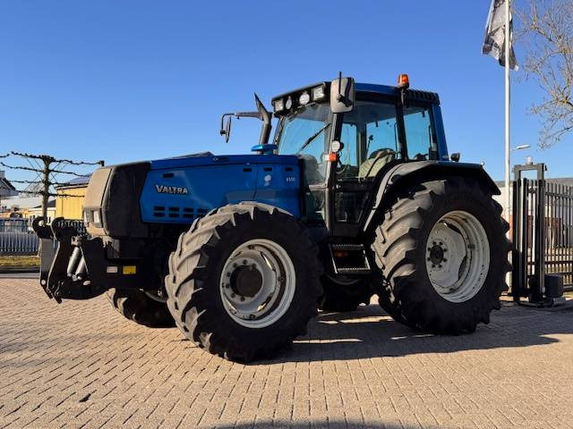 Valtra 8550 Hitech! - Трактор: снимка 5 Valtra 8550 Hitech! - Трактор: снимка 5