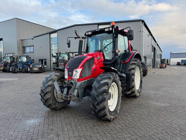 Valtra N123 Hitech5 - Трактор: снимка 5 Valtra N123 Hitech5 - Трактор: снимка 5