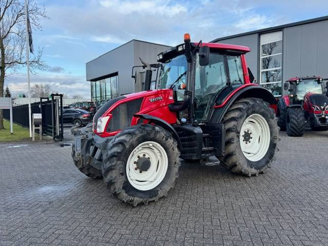 Valtra N123 Hitech5 - Трактор: снимка 3 Valtra N123 Hitech5 - Трактор: снимка 3