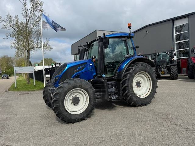 Valtra N134 Versu Smart Touch, GPS - Трактор: снимка 3 Valtra N134 Versu Smart Touch, GPS - Трактор: снимка 3