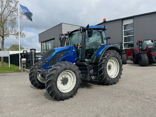 Valtra N134 Versu Smart Touch, GPS - Трактор: снимка 4 Valtra N134 Versu Smart Touch, GPS - Трактор: снимка 4