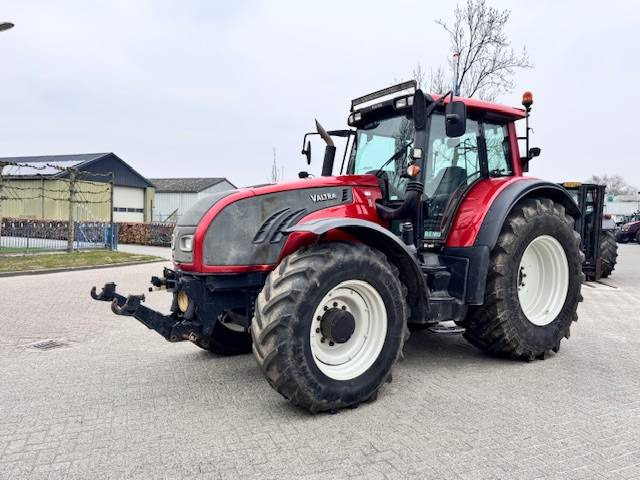 Valtra T172 Direct FH+PTO, 6772 uur! - Трактор: снимка 1 Valtra T172 Direct FH+PTO, 6772 uur! - Трактор: снимка 1