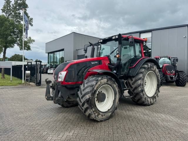 Valtra T193 Hitech TWINTRAC 5900 uur! - Трактор: снимка 1 Valtra T193 Hitech TWINTRAC 5900 uur! - Трактор: снимка 1