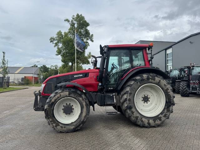 Valtra T193 Hitech TWINTRAC 5900 uur! - Трактор: снимка 3 Valtra T193 Hitech TWINTRAC 5900 uur! - Трактор: снимка 3
