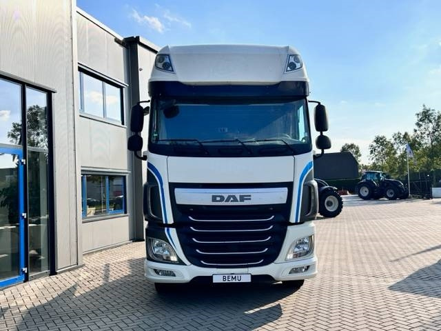 DAF XF 106 460 Super Space Cab 780.000km - Влекач: снимка 2 DAF XF 106 460 Super Space Cab 780.000km - Влекач: снимка 2