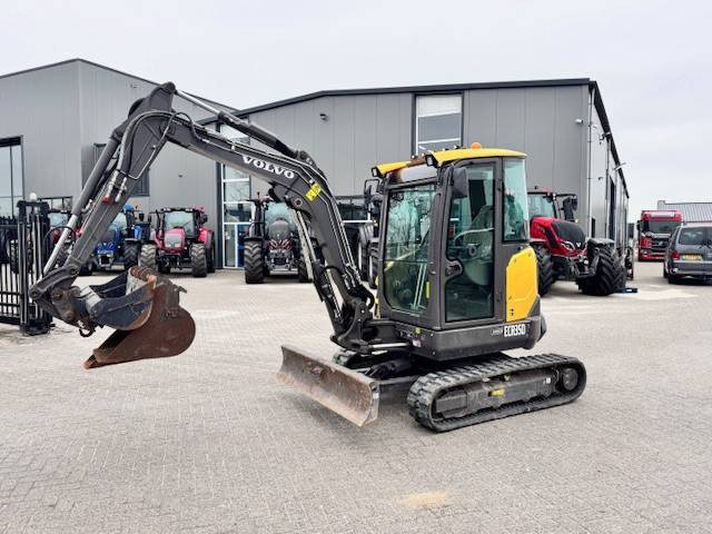 Volvo ECR35D, minikraan, 3.5 ton - Мини багер: снимка 1 Volvo ECR35D, minikraan, 3.5 ton - Мини багер: снимка 1