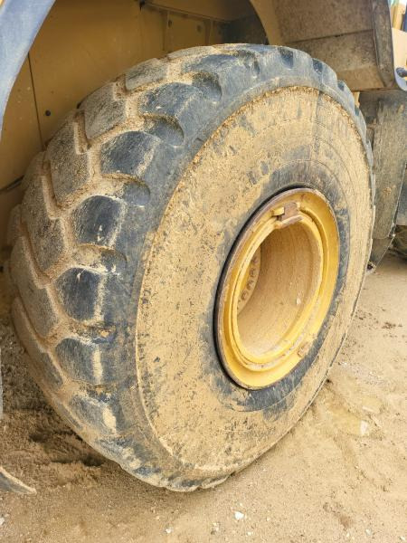 Колесен товарач Caterpillar 972K: снимка 28