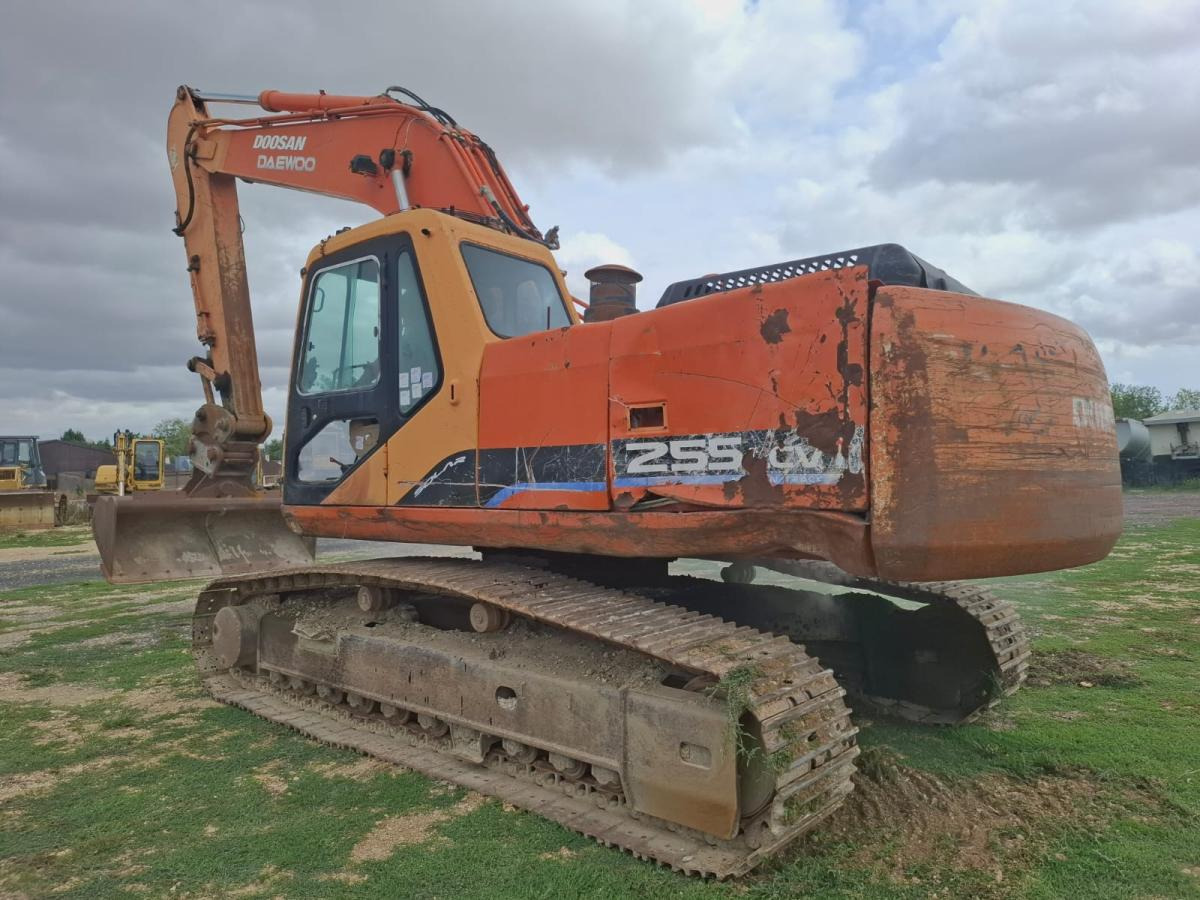 Doosan SOLAR 255LC-V - Верижен багер: снимка 4 Doosan SOLAR 255LC-V - Верижен багер: снимка 4