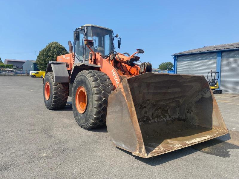 Hitachi LX290 - Колесен товарач: снимка 1 Hitachi LX290 - Колесен товарач: снимка 1