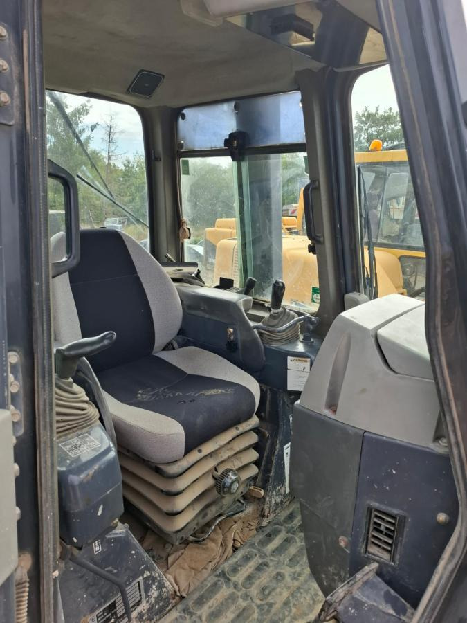 Булдозер Komatsu D61PX: снимка 10