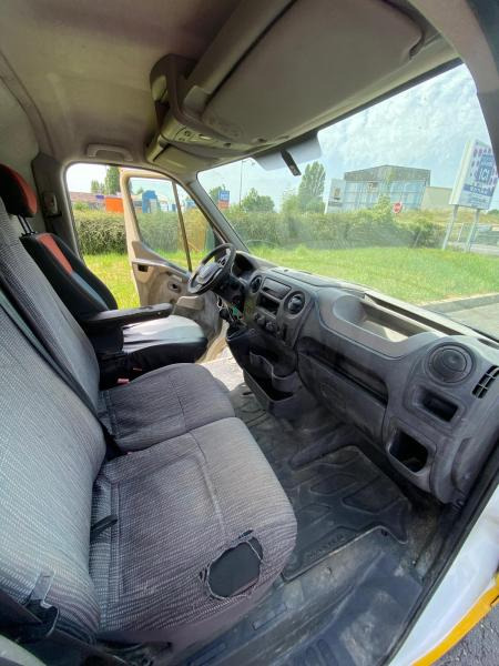 Товарен бус Renault Master 150 DCI: снимка 10