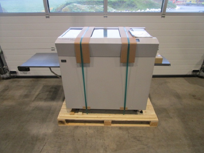 AUTOMATISCHES SCHNEIDSYSTEM UCHIDA AEROCUT ONE - Машина за рязане на хартия: снимка 1 AUTOMATISCHES SCHNEIDSYSTEM UCHIDA AEROCUT ONE - Машина за рязане на хартия: снимка 1