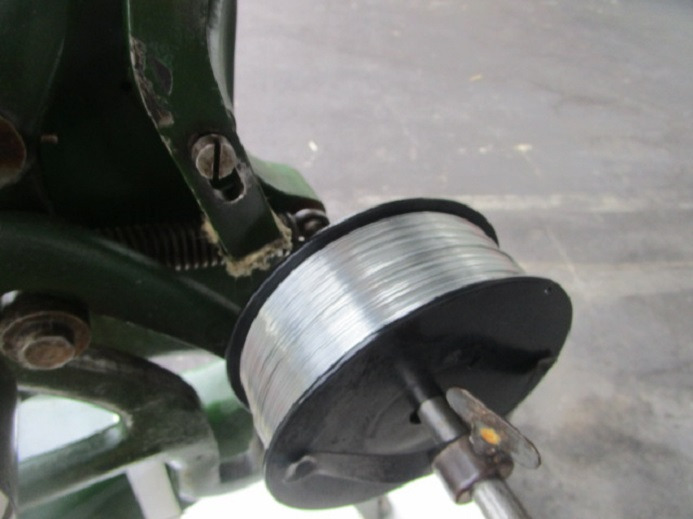 DRAHTHEFTMASCHINE GEBRÜDER BREHMER - Печатарско оборудване: снимка 4 DRAHTHEFTMASCHINE GEBRÜDER BREHMER - Печатарско оборудване: снимка 4