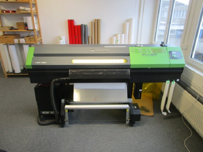 DRUCK- UND SCHNEID-MASCHINE ROLAND LEC-330 - Машина за рязане на хартия: снимка 1 DRUCK- UND SCHNEID-MASCHINE ROLAND LEC-330 - Машина за рязане на хартия: снимка 1