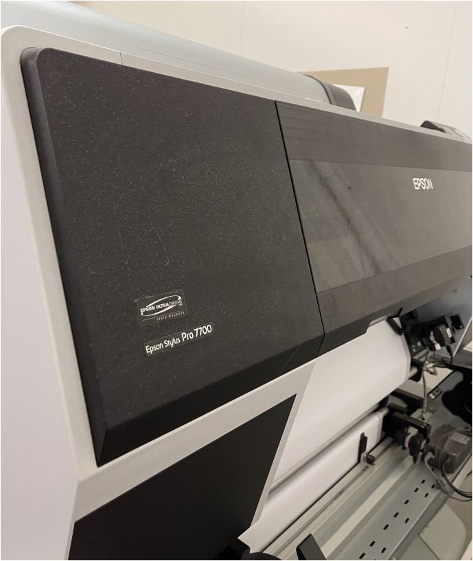 EPSON PREPROOFER 770 (2x Epson Stylus Pro 7700) - Печатарско оборудване: снимка 3 EPSON PREPROOFER 770 (2x Epson Stylus Pro 7700) - Печатарско оборудване: снимка 3