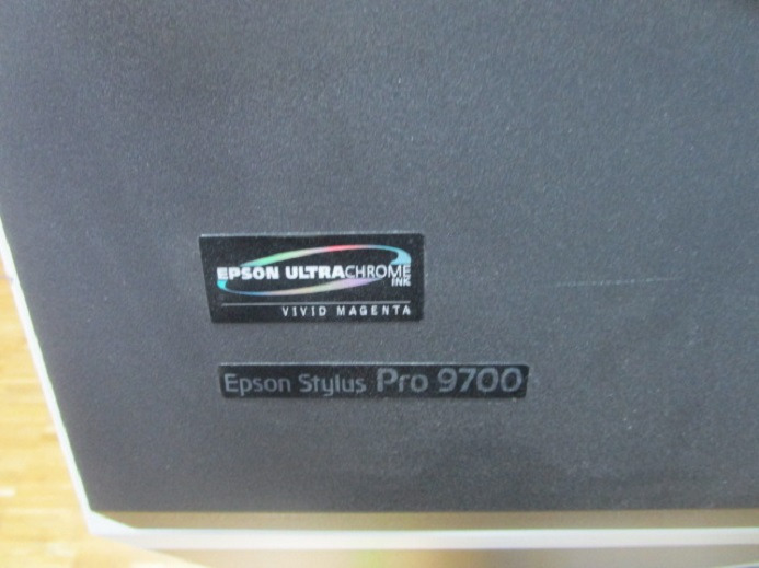 EPSON STYLUS PRO 9700 - Цифрова печатна машина: снимка 4 EPSON STYLUS PRO 9700 - Цифрова печатна машина: снимка 4