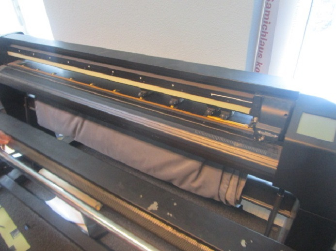 SCHNEIDEPLOTTER SUMMA S140 MIT UV-TROCKNER FCD-01 - Машина за рязане на хартия: снимка 5 SCHNEIDEPLOTTER SUMMA S140 MIT UV-TROCKNER FCD-01 - Машина за рязане на хартия: снимка 5