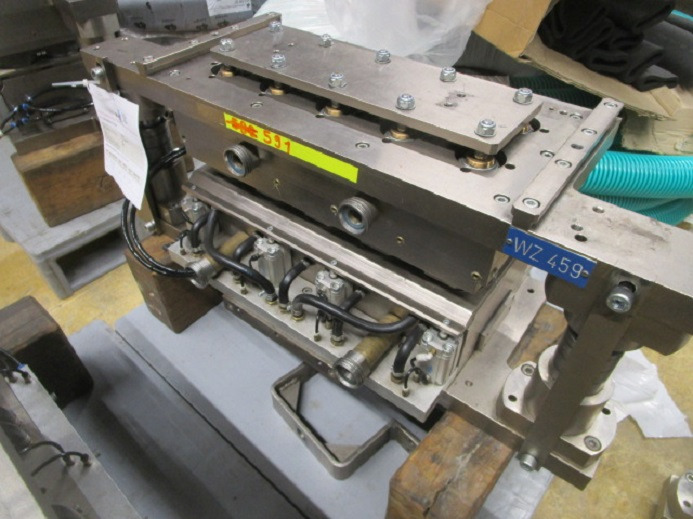 Машина за опаковане THERMOFORMMASCHINE TFT IMC 5030 (MIT WERKZEUGEN): снимка 11 Машина за опаковане THERMOFORMMASCHINE TFT IMC 5030 (MIT WERKZEUGEN): снимка 11