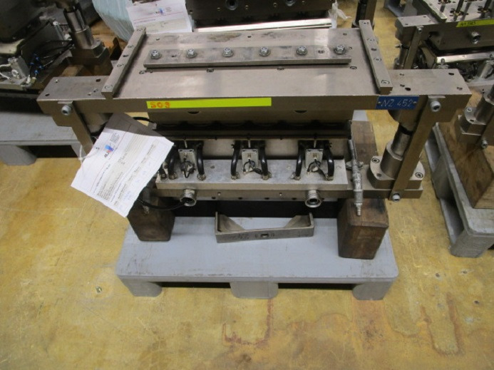 Машина за опаковане THERMOFORMMASCHINE TFT IMC 5030 (MIT WERKZEUGEN): снимка 12 Машина за опаковане THERMOFORMMASCHINE TFT IMC 5030 (MIT WERKZEUGEN): снимка 12