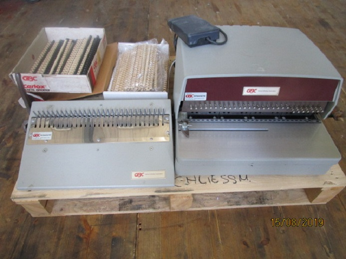WIRO SCHLIESSMASCHINE GBC 112-PM-1 - Машина за подвързване: снимка 1 WIRO SCHLIESSMASCHINE GBC 112-PM-1 - Машина за подвързване: снимка 1