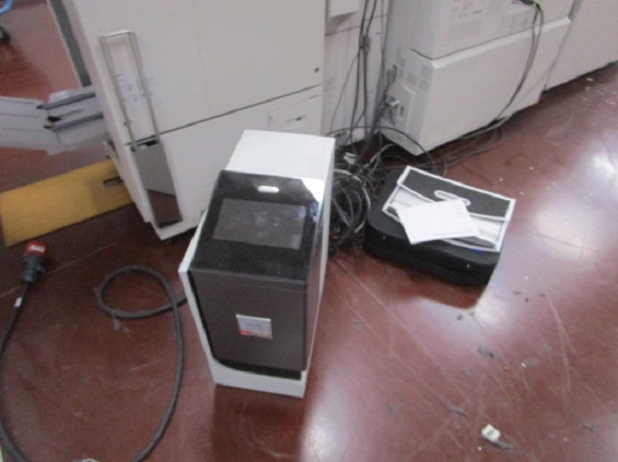 XEROX VERSANT 180 PRESS - Цифрова печатна машина: снимка 4 XEROX VERSANT 180 PRESS - Цифрова печатна машина: снимка 4