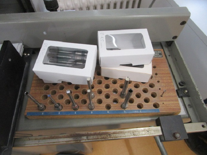 ZWEISPINDELBOHRMASCHINE CITOBORMA 280 ab - Печатарско оборудване: снимка 5 ZWEISPINDELBOHRMASCHINE CITOBORMA 280 ab - Печатарско оборудване: снимка 5