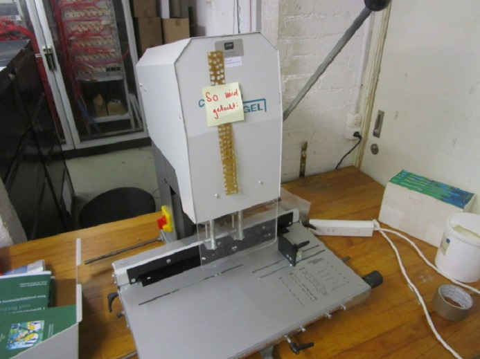 ZWEISPINDELBOHRMASCHINE CITOBORMA 290 - Печатарско оборудване: снимка 3 ZWEISPINDELBOHRMASCHINE CITOBORMA 290 - Печатарско оборудване: снимка 3
