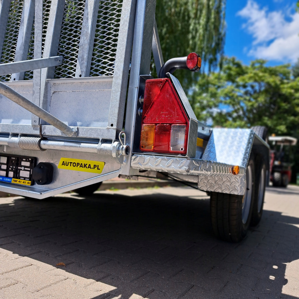 Нови Ремарке за строителна техника PRZYCZEPA LAWETA DO MINIKOPARKI POD KOPARKĘ Z RAMPĄ 2700KG / MINI EXCAVATOR TRANSPORTER TRAILER WITH RAMPS 2700KG: снимка 9