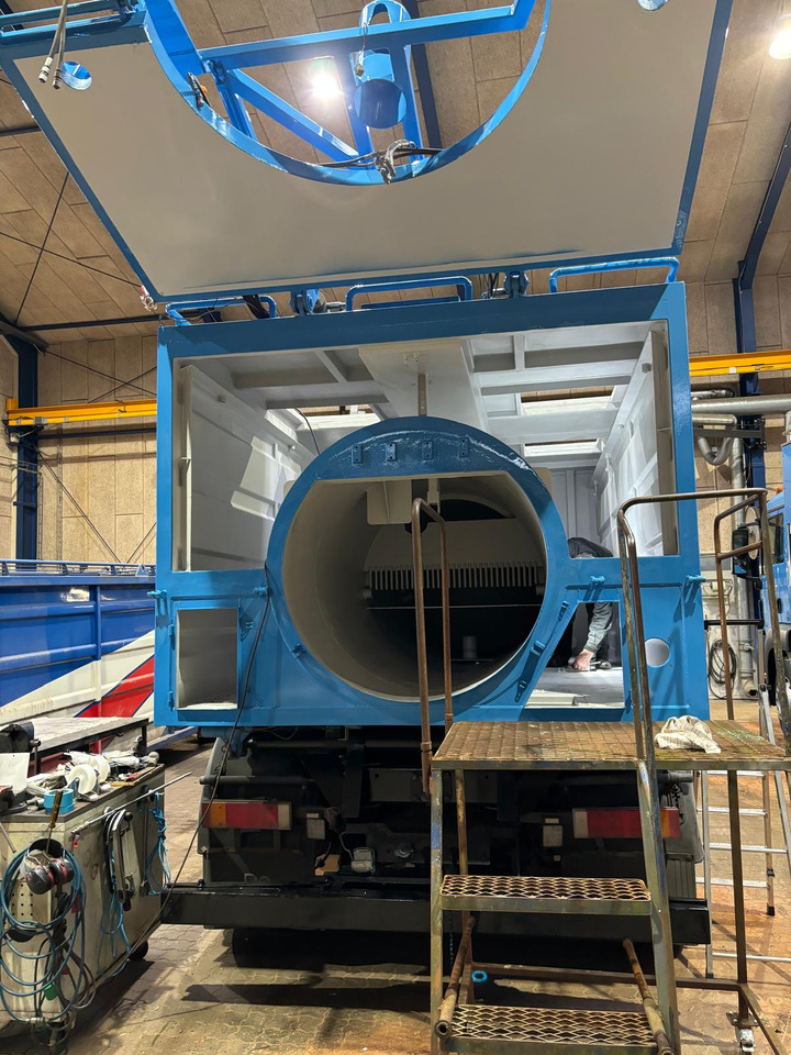 DAF VacuDrain 1127 - Каналопочистваща машина: снимка 4 DAF VacuDrain 1127 - Каналопочистваща машина: снимка 4