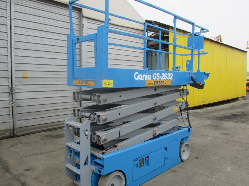 Genie GS 2632  - Ножична работна платформа: снимка 2 Genie GS 2632  - Ножична работна платформа: снимка 2
