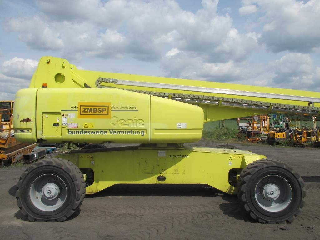 Genie S 105 - Телескопична платформа: снимка 3 Genie S 105 - Телескопична платформа: снимка 3
