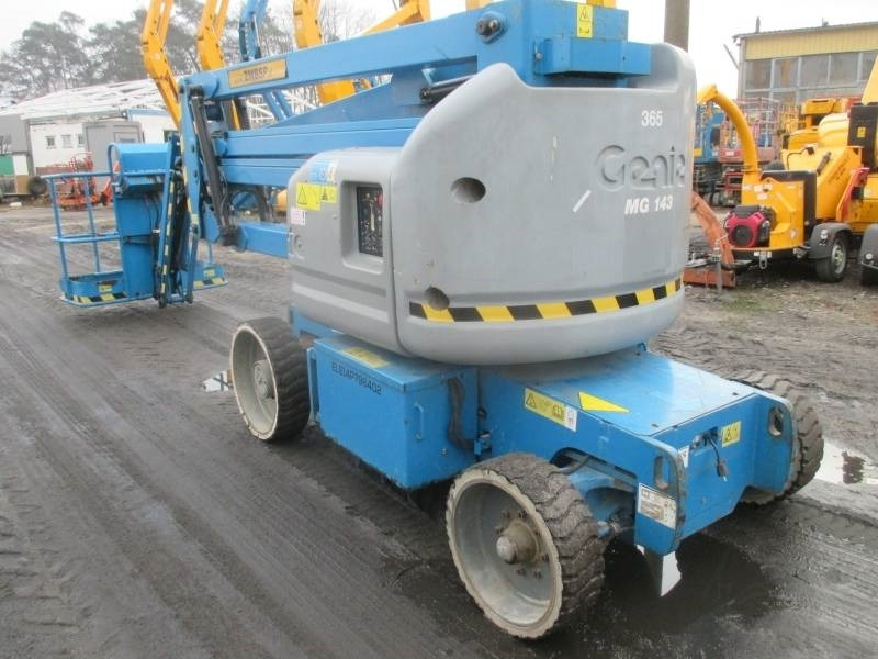 Genie Z 40/23 N - Артикулираща платформа: снимка 4 Genie Z 40/23 N - Артикулираща платформа: снимка 4