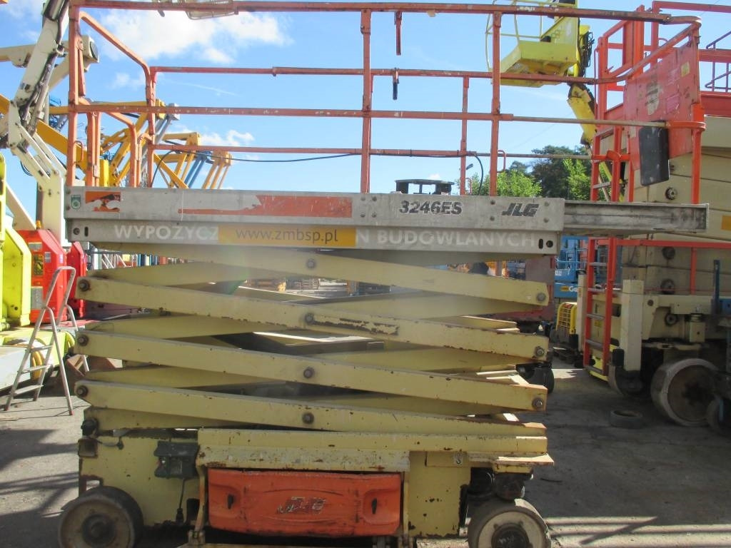 JLG 3246 ES - Ножична работна платформа: снимка 5 JLG 3246 ES - Ножична работна платформа: снимка 5