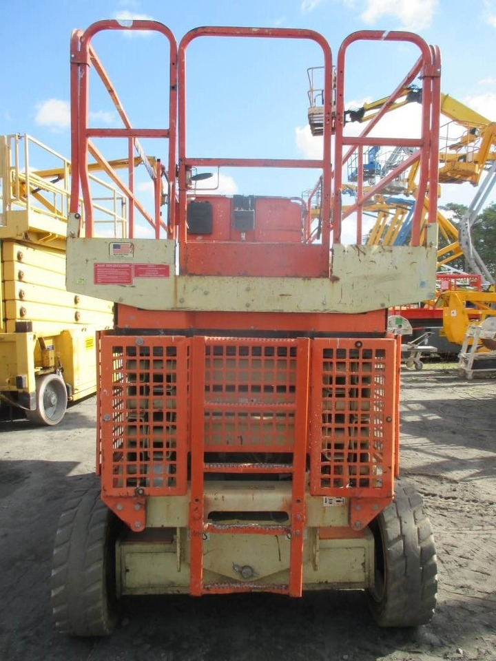 JLG 4069 LE - Ножична работна платформа: снимка 4 JLG 4069 LE - Ножична работна платформа: снимка 4