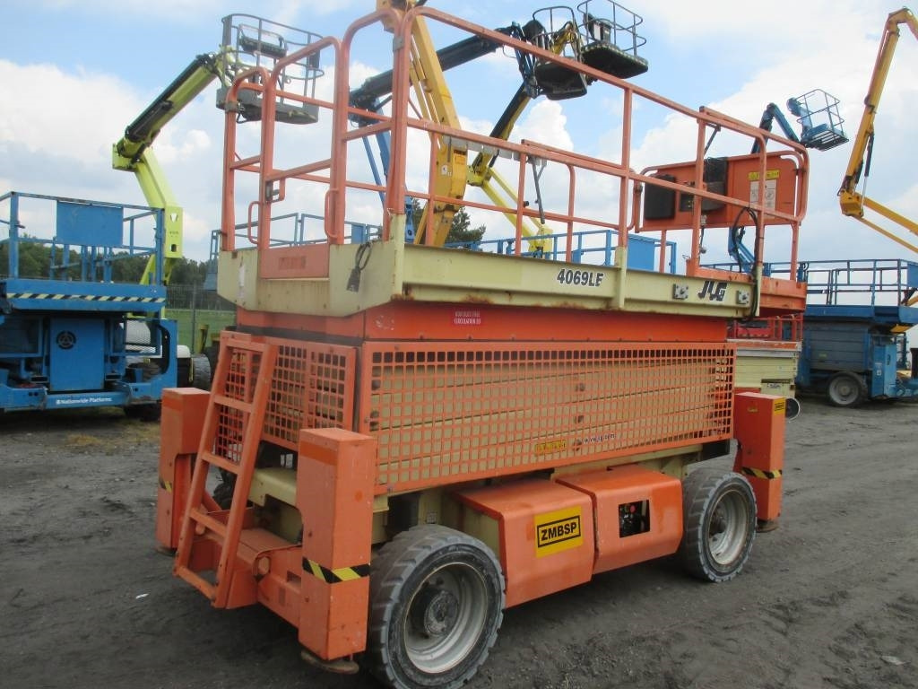 JLG 4069 LE - Ножична работна платформа: снимка 3 JLG 4069 LE - Ножична работна платформа: снимка 3