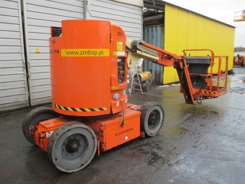 JLG E 300 AJ - Артикулираща платформа: снимка 2 JLG E 300 AJ - Артикулираща платформа: снимка 2