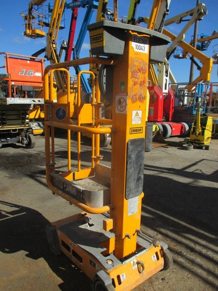 JLG Pecolift - Вертикална работна платформа: снимка 4 JLG Pecolift - Вертикална работна платформа: снимка 4