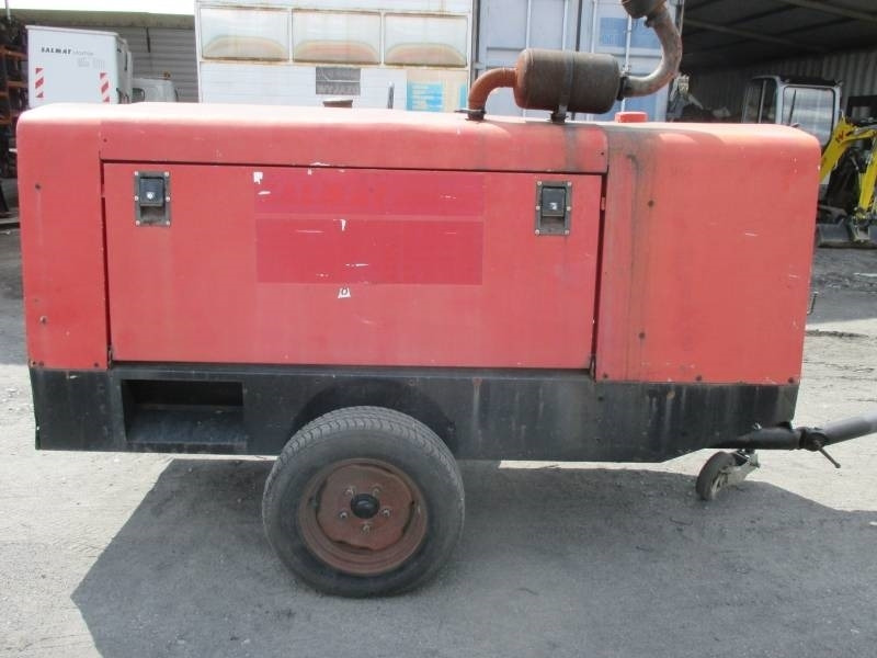 Lincoln E 500 S - Оборудване за заваряване: снимка 2 Lincoln E 500 S - Оборудване за заваряване: снимка 2