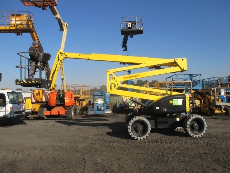 Niftylift HR 17 D 4x4 - Артикулираща платформа: снимка 1 Niftylift HR 17 D 4x4 - Артикулираща платформа: снимка 1