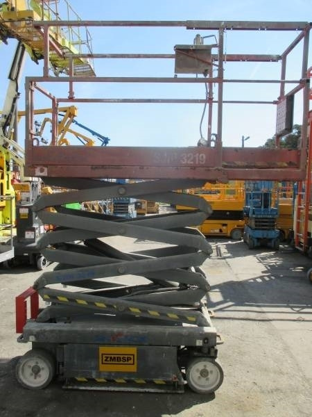 SkyJack SJ III 3219 - Ножична работна платформа: снимка 5 SkyJack SJ III 3219 - Ножична работна платформа: снимка 5