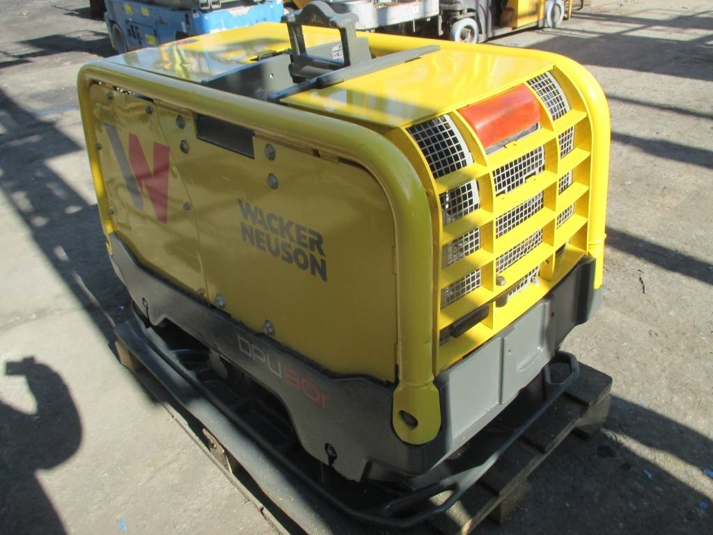 Wacker Neuson DPU 80 - Виброплоча: снимка 4 Wacker Neuson DPU 80 - Виброплоча: снимка 4