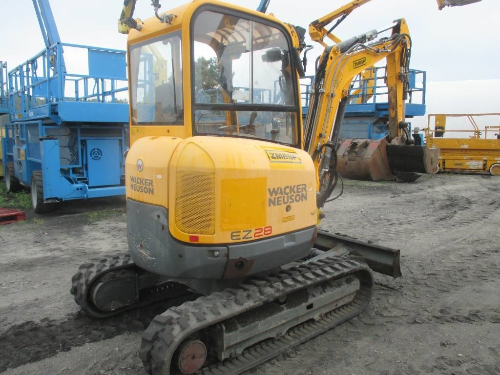 Wacker Neuson EZ 28 - Мини багер: снимка 2 Wacker Neuson EZ 28 - Мини багер: снимка 2