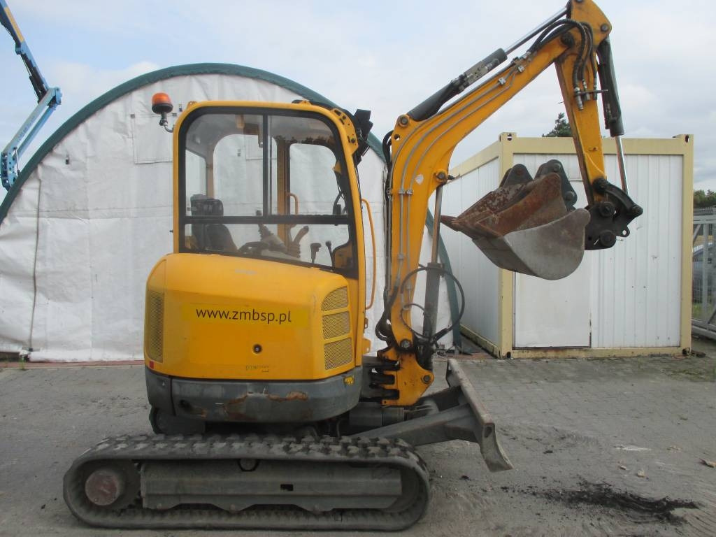 Wacker Neuson EZ 28 - Мини багер: снимка 1 Wacker Neuson EZ 28 - Мини багер: снимка 1