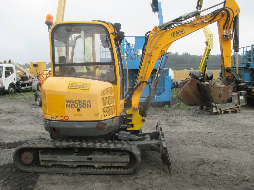 Wacker Neuson EZ 28 - Мини багер: снимка 1 Wacker Neuson EZ 28 - Мини багер: снимка 1