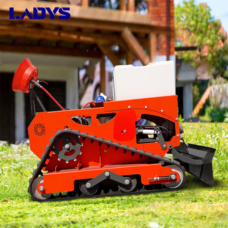 Нови Косачка за трева LADYS LD1000 Multi-function remote control lawn mower Track crawler gasoline gas All-terrain  Agricultural Sprayers Pesticide spraying lawn mower for sale: снимка 7