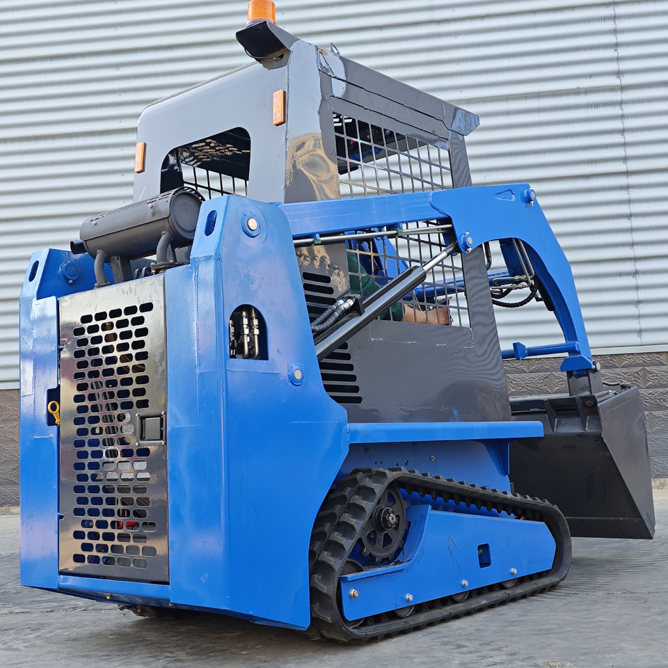 LEZUM LA670 Skid Steer Euro 5/Epa Engine Kubota Mini Small Skid Steer Loader For Sale - Мини челен товарач: снимка 5 LEZUM LA670 Skid Steer Euro 5/Epa Engine Kubota Mini Small Skid Steer Loader For Sale - Мини челен товарач: снимка 5