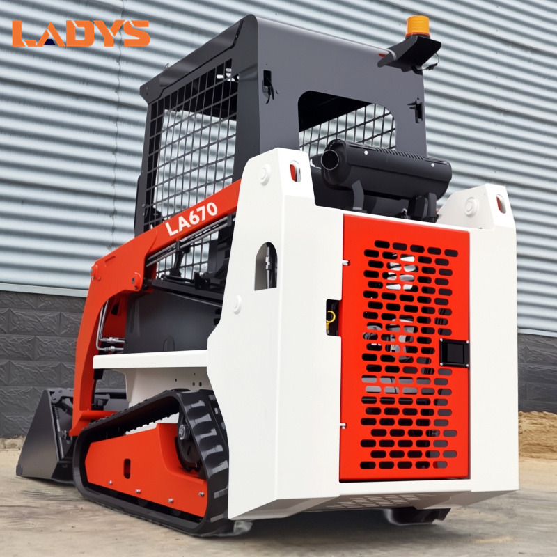 LADYS LA670 Mini Small Skid Steer Loader Compact Track Diesel Mini Skid Steer Loader For Sale With Small Mini Skid Steer Attachments 4 In 1 Bucket - Мини челен товарач: снимка 4 LADYS LA670 Mini Small Skid Steer Loader Compact Track Diesel Mini Skid Steer Loader For Sale With Small Mini Skid Steer Attachments 4 In 1 Bucket - Мини челен товарач: снимка 4