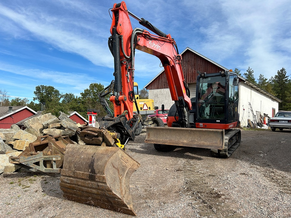 Kubota KX080-4 - Верижен багер: снимка 1 Kubota KX080-4 - Верижен багер: снимка 1