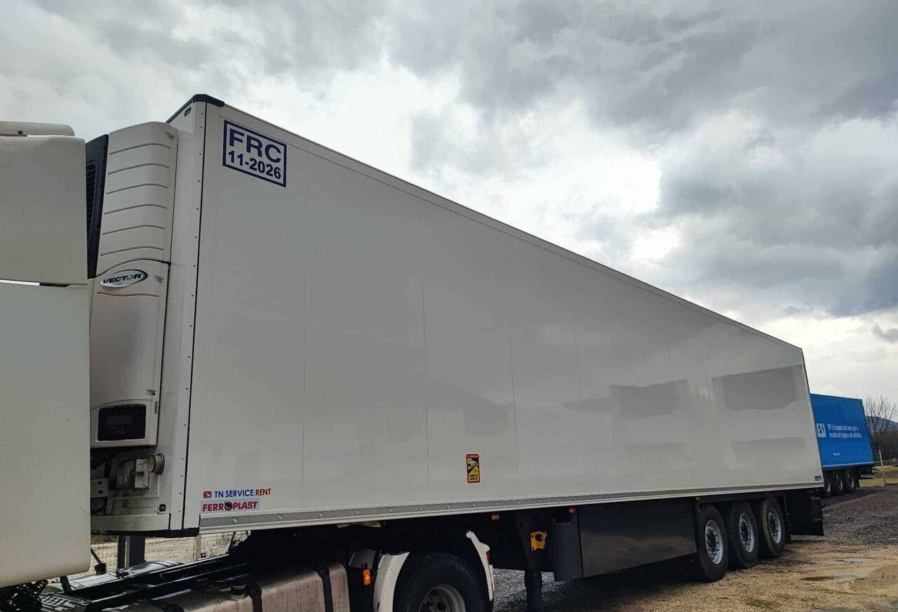 Schmitz Semirimorchio frigo - Рефрижератор полуремарке: снимка 2 Schmitz Semirimorchio frigo - Рефрижератор полуремарке: снимка 2